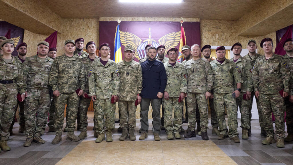 Zelensky visits troops on frontline positions in eastern Ukraine