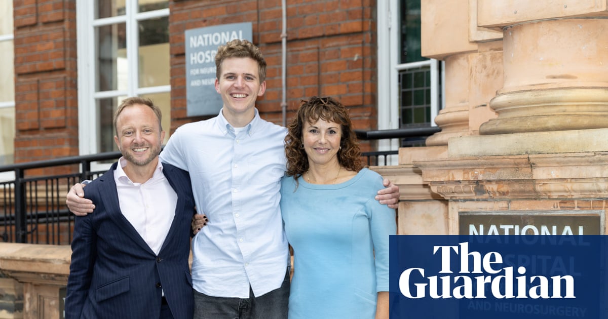 Huntington’s disease treated successfully for first time in UK gene therapy trial | Huntington’s disease