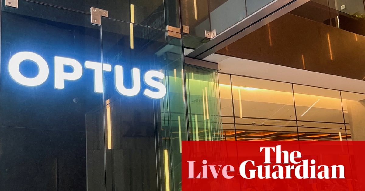 Australia news live: Acma not told of Optus triple-zero network issues for more than 10 hours, chair says | Australia news