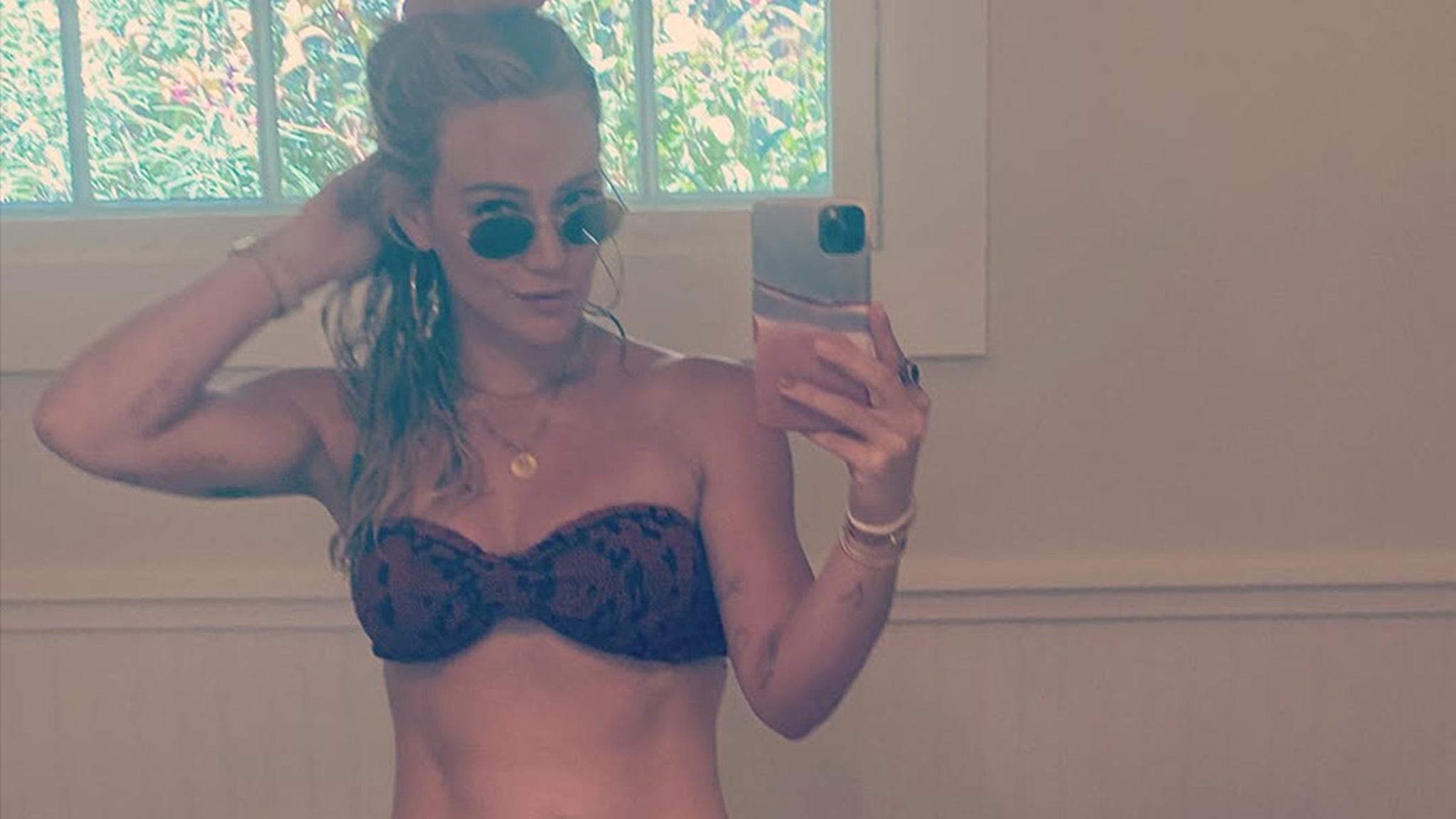 Hilary Duff ‘Comes Clean’ With Birthday Hot Shots!
