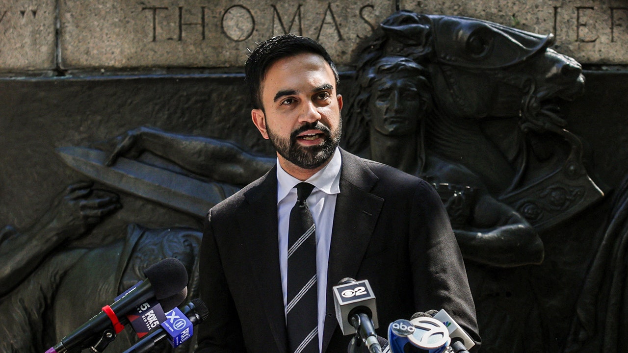 NYC mayoral candidate proposes $100M boost for immigration legal defense