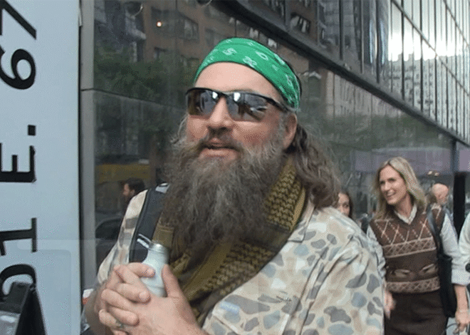 Willie Robertson Says Late Dad Phil Would’ve Been Glad He’s Not Filming For Show