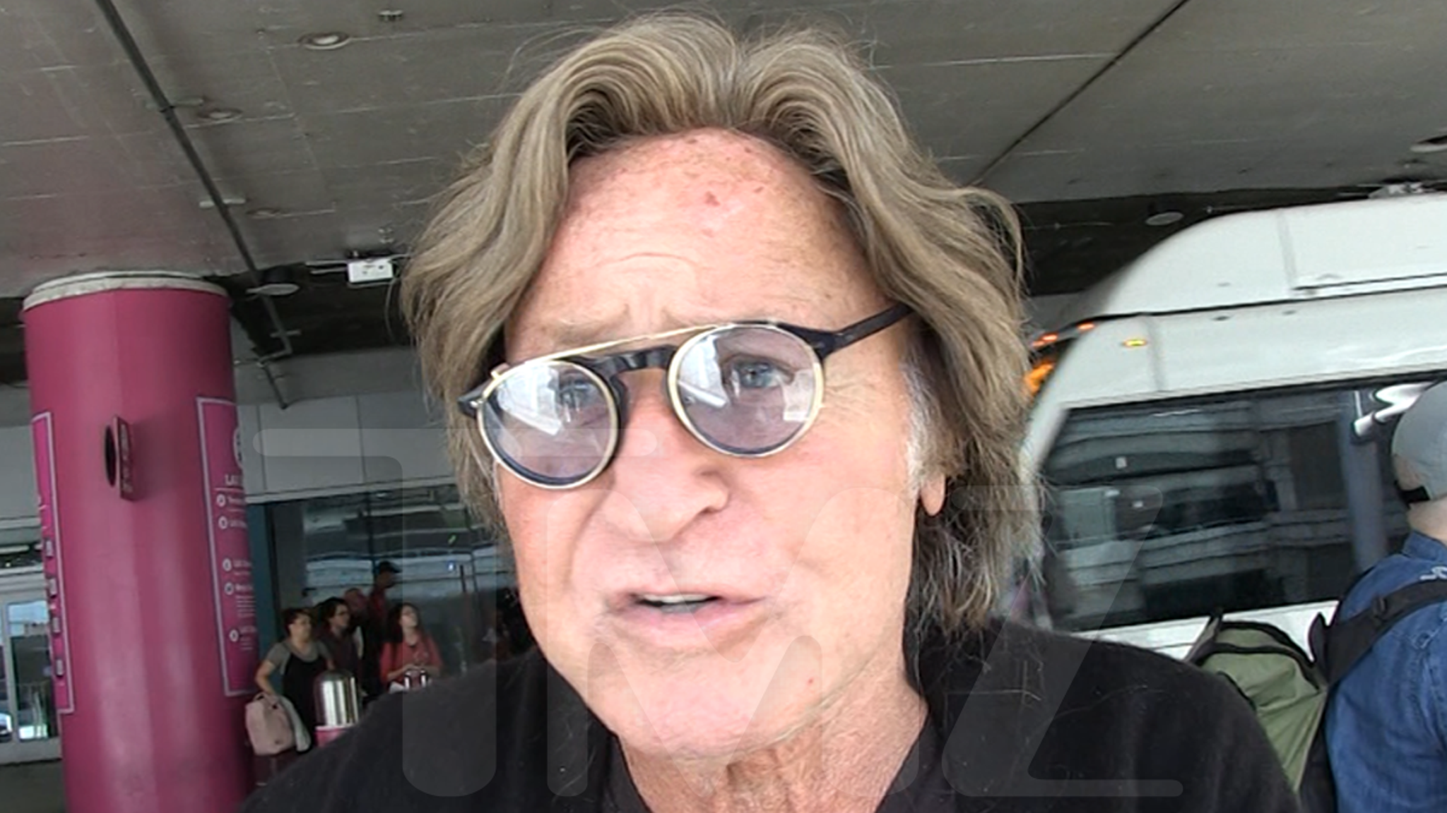 Mohamed Hadid Praying Gaza Ceasefire Sticks, ‘Everyone Deserves Peace’
