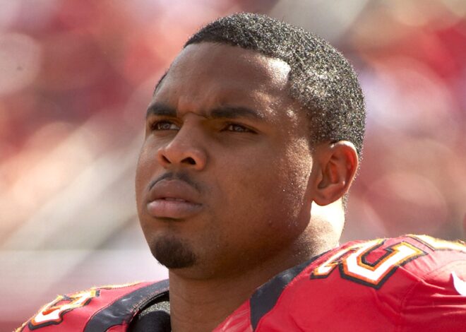 Doug Martin Reportedly Leapt From Second Story of Rehab Center Months Before Death