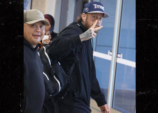 Jelly Roll Shows Off Epic 200lb Weight Loss After Landing In Sydney