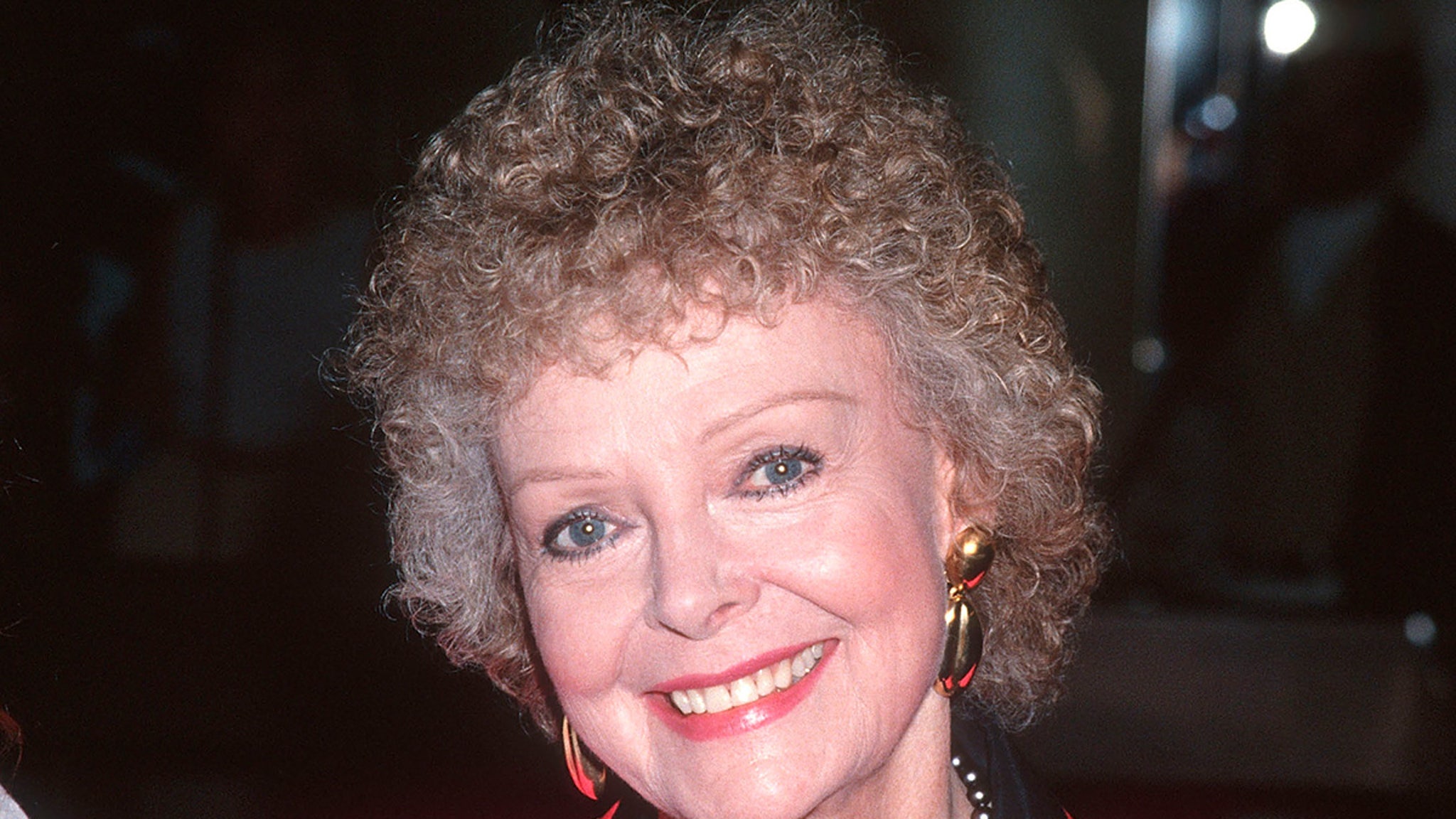 ‘Lost in Space’ Star June Lockhart Dead at 100