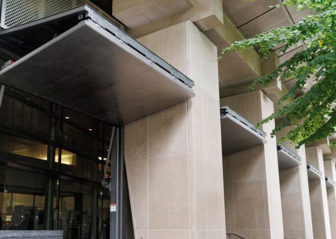 US judge blocks Trump's deployment of Oregon National Guard to Portland for now