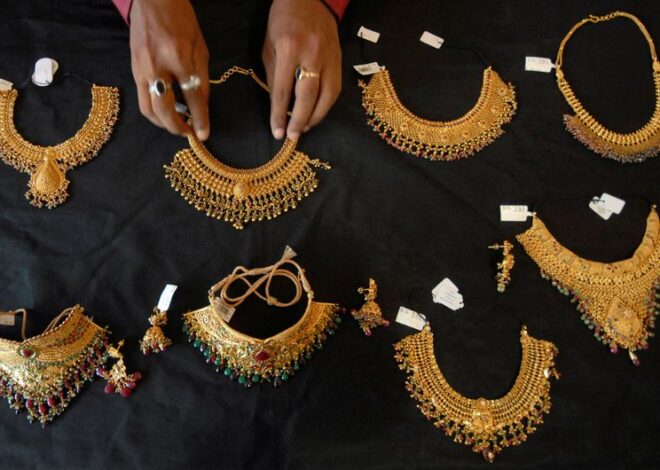 Gold smashes $4,000 milestone for first time in record run