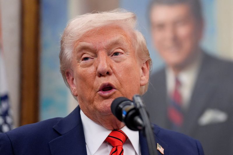 US military will use R&D money to pay troops if shutdown persists