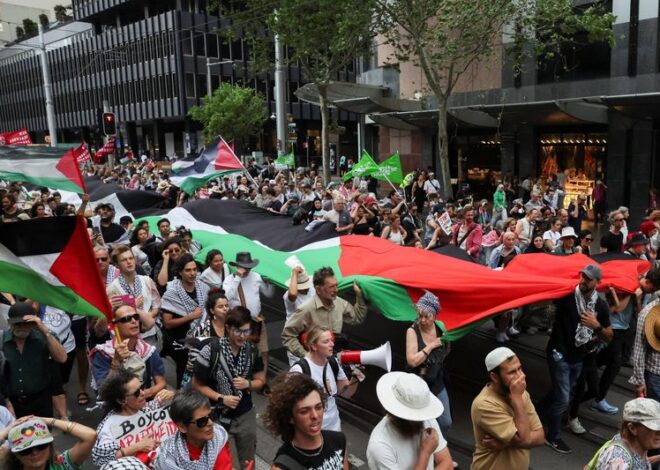 Tens of thousands attend pro-Palestinian rally in Sydney