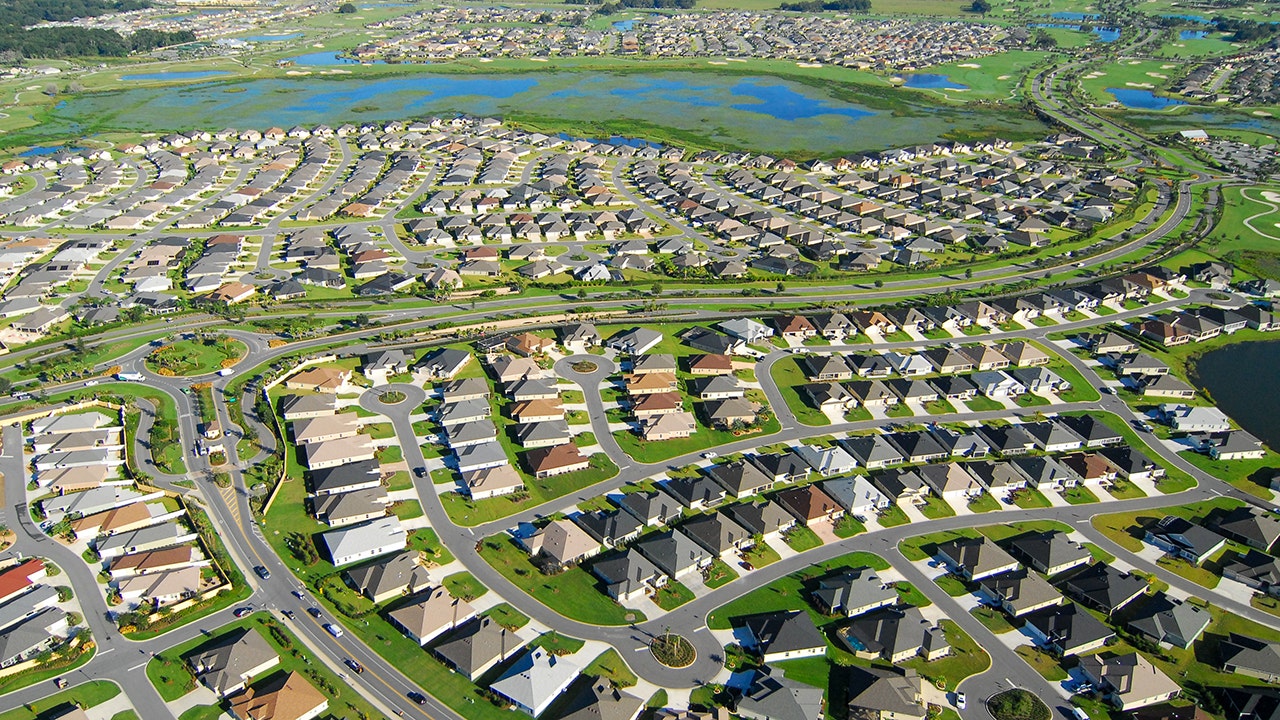 Why are mortgage rates rising even after the Fed cut rates?