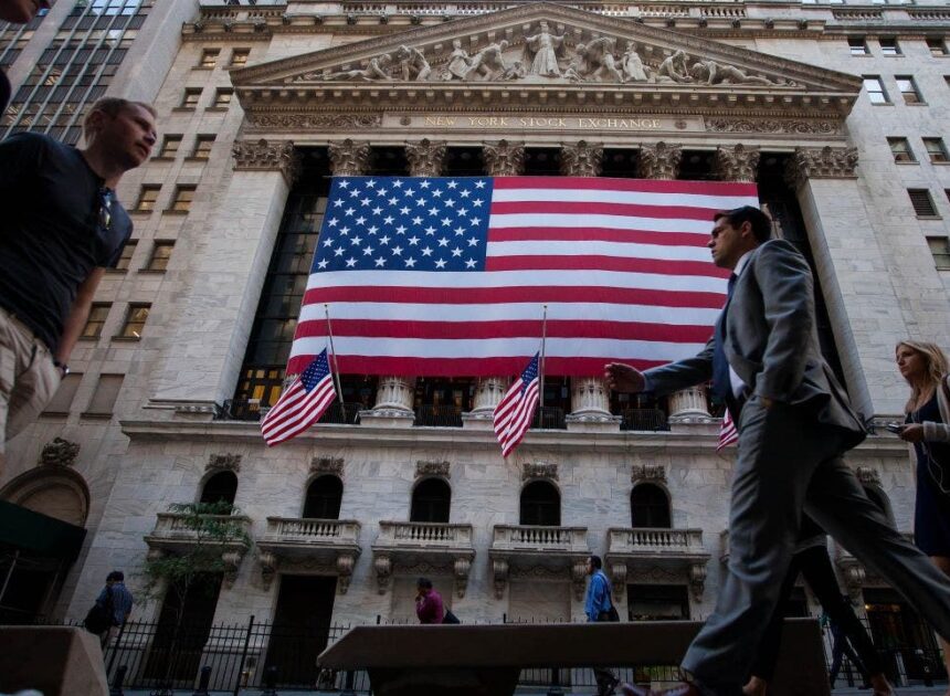 Experts predict minimal market impact from new government shutdown