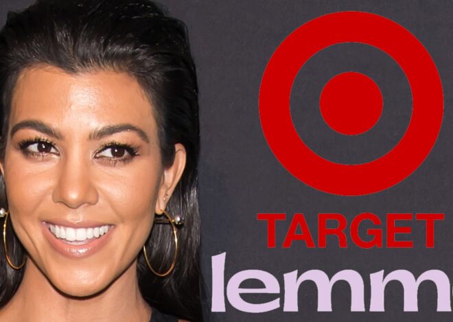 Kourtney Kardashian Films Christmas Shoot at Target