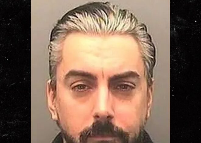 Lostprophets Singer Ian Watkins Killed In Prison Attack