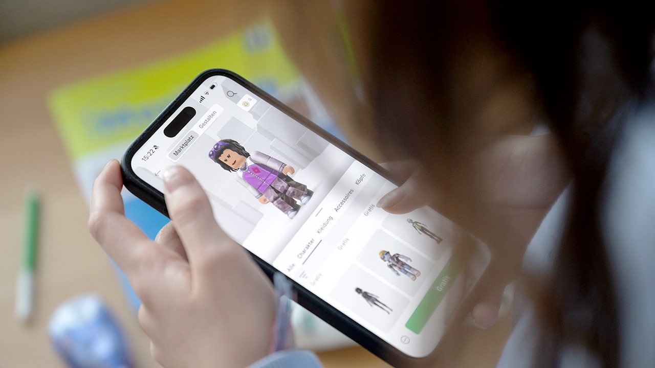 Roblox CEO defends platform safety amid Kentucky lawsuit and Iraq ban