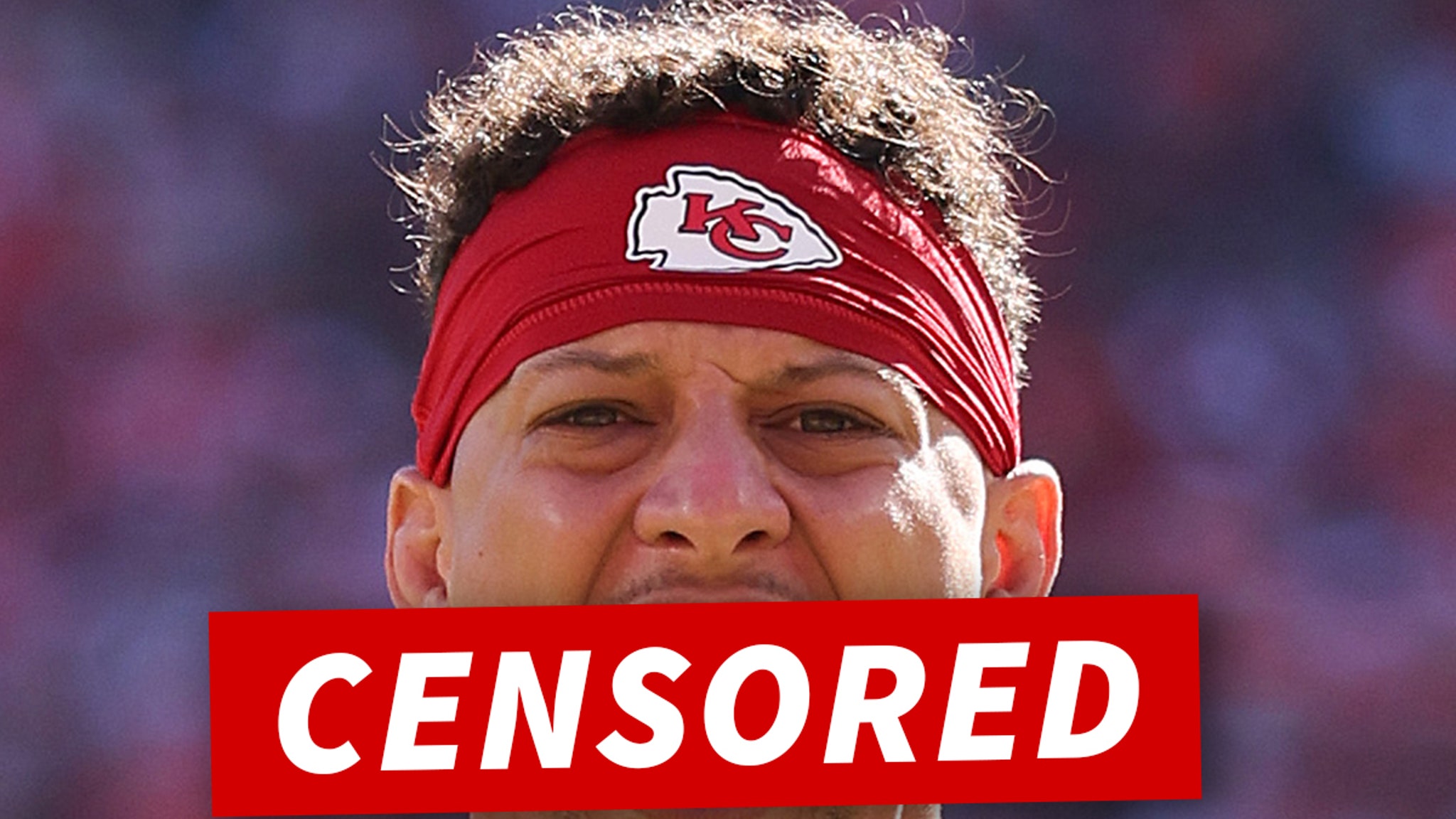 Patrick Mahomes Uses F-Word to Trick Raiders Defense