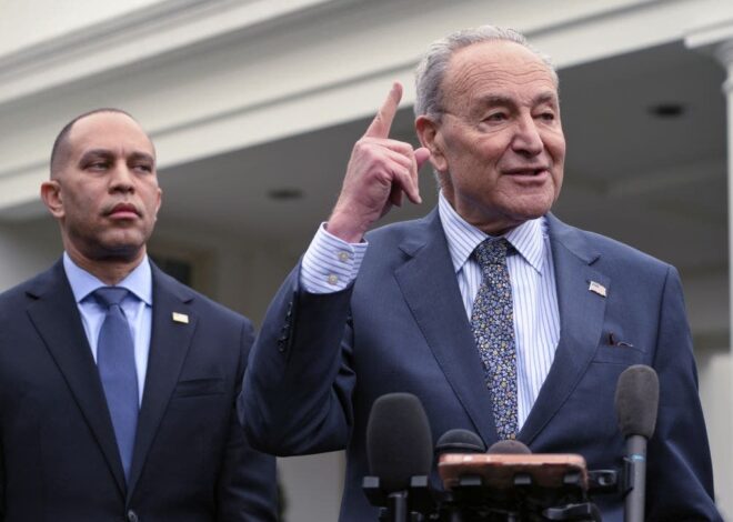 Republicans and Democrats battle over Obamacare subsidies amid shutdown
