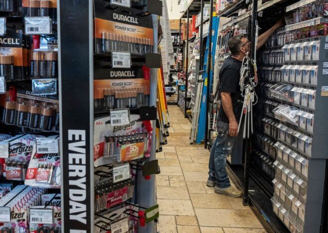 US businesses and consumers bear majority of tariff costs, study finds
