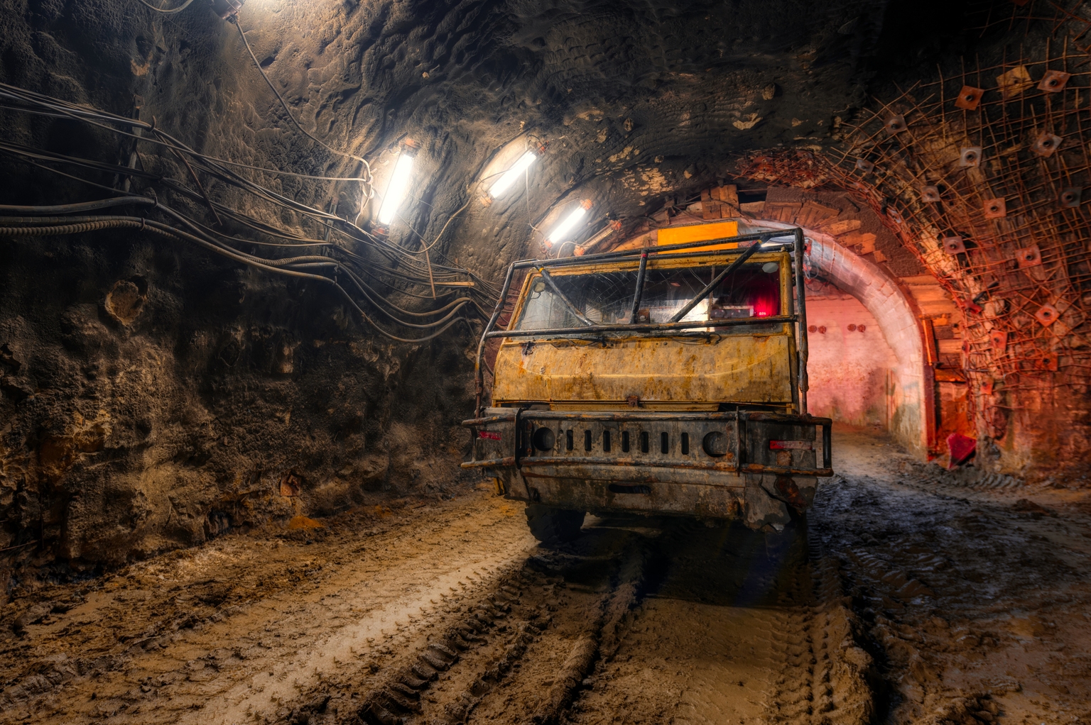 Jaguar Mining: Last Among Equals