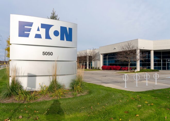 Eaton Stock: My Favorite Second Derivative AI Investment Is A Buy (NYSE:ETN)