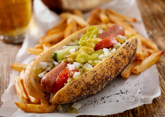 Portillo's: On Shaky Footing As Sales Are Expected To Decline (Rating Downgrade)
