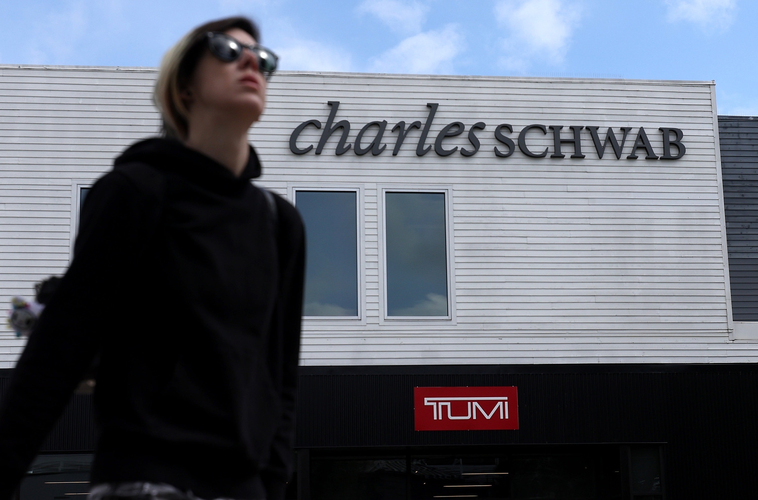 Charles Schwab: Great Performance Doesn’t Justify Great Upside (NYSE:SCHW)