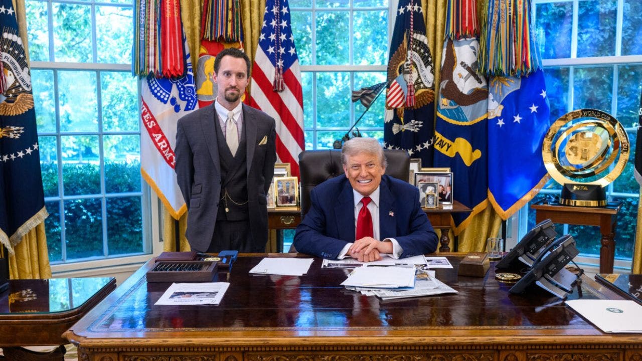 Trump withdraws E.J. Antoni as Bureau of Labor Statistics nominee