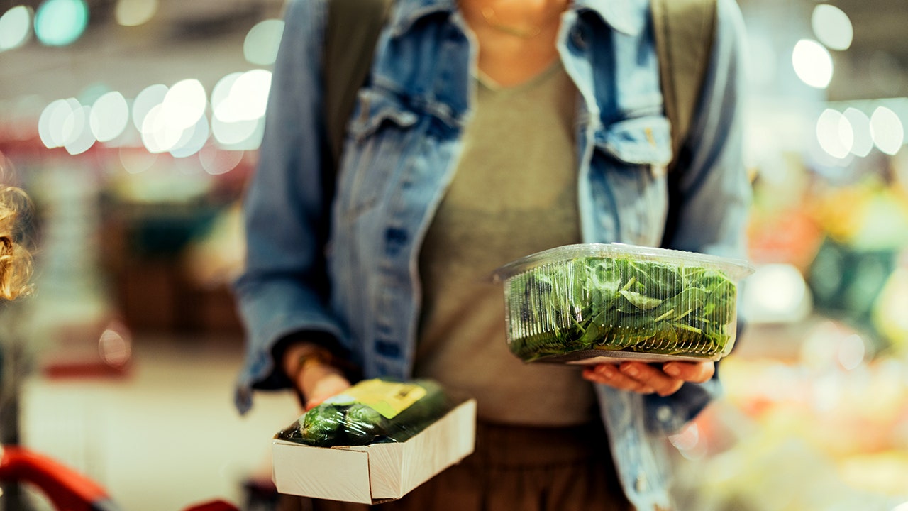 Spinach recalled over possible listeria contamination