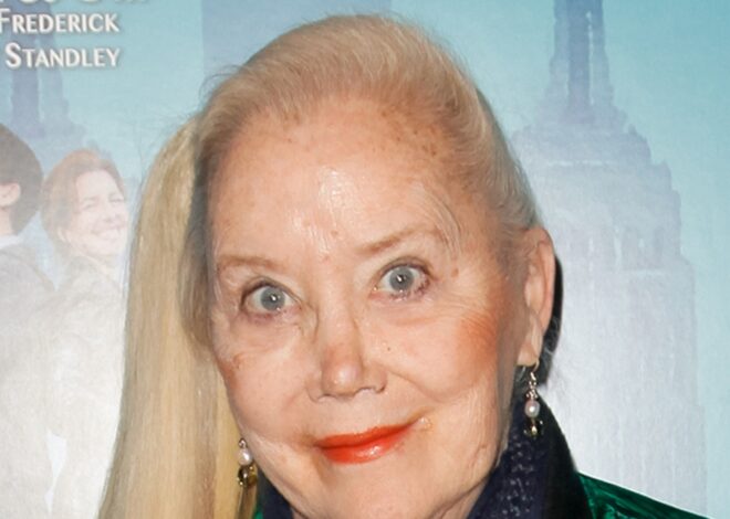 Golden Globe Winner Sally Kirkland Dead at 84