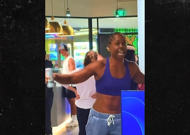 Singer Tish Hyman Says She Was Booted From Gold’s Gym Over Complaint About Man In Women’s Locker Room