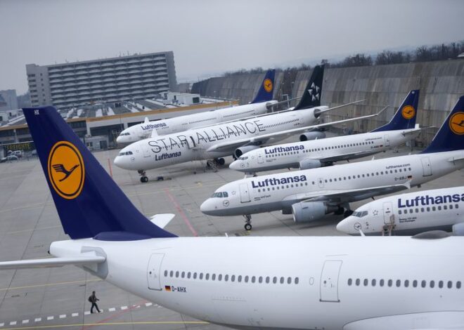 Pilots union gives Lufthansa time to resolve pensions dispute, averting possible strike