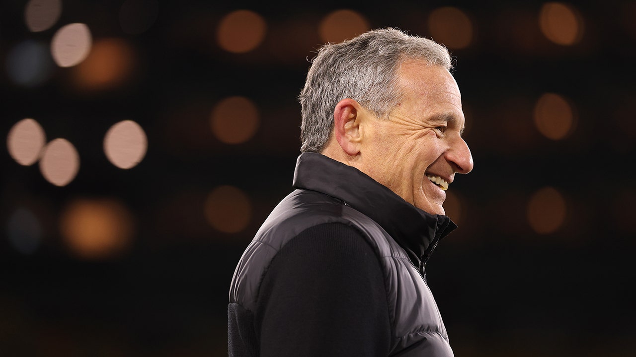 Disney CEO Bob Iger says working tirelessly to close YouTube TV deal