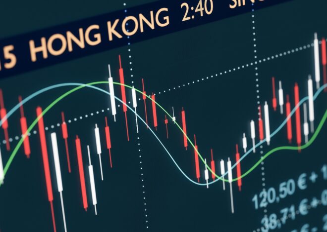 Futu Holdings: Q3 Earnings Recap And Macro Risks (Rating Downgrade)