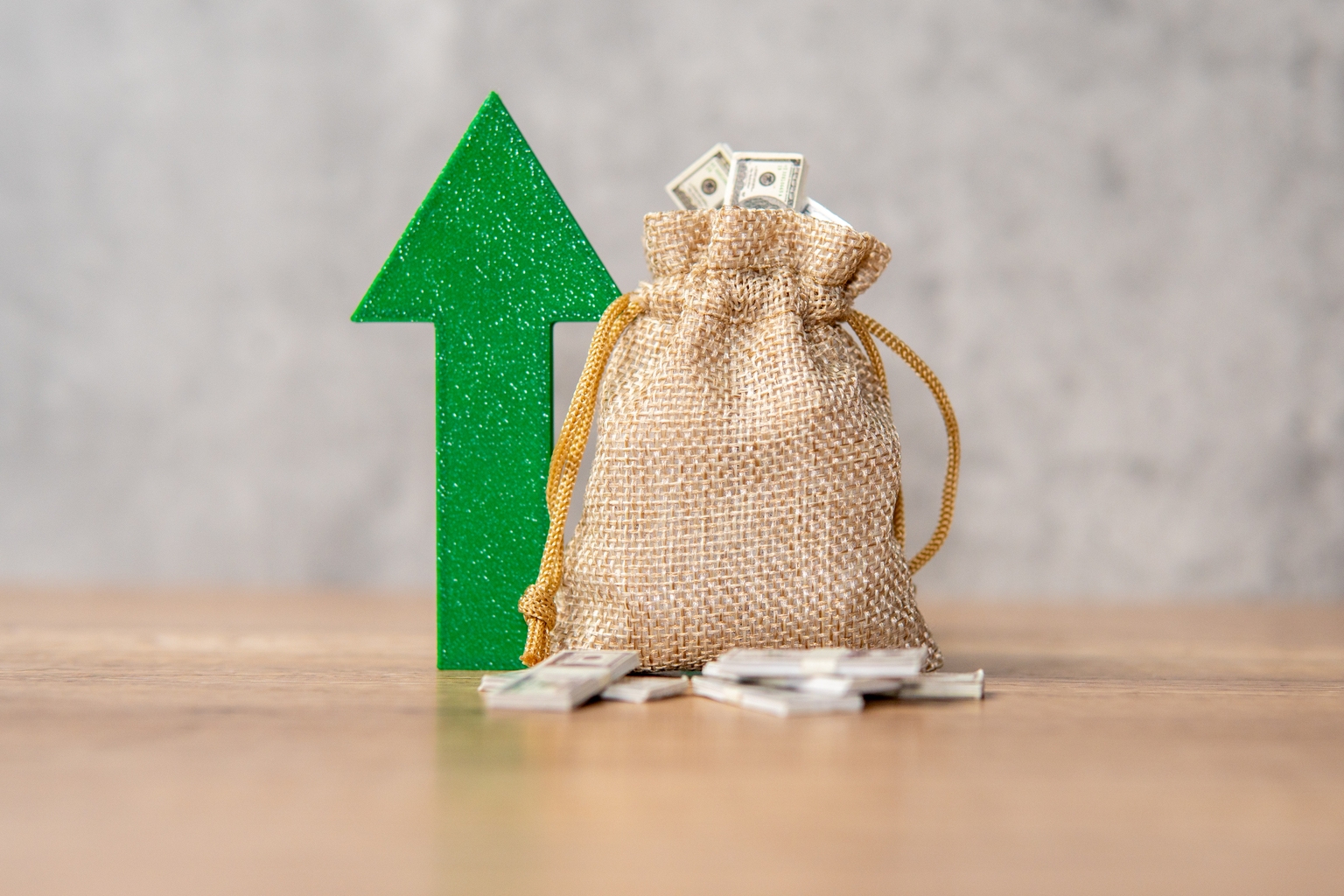 Slate Grocery REIT: My Top 1 REIT For Monthly Passive Income (OTCMKTS:SRRTF)