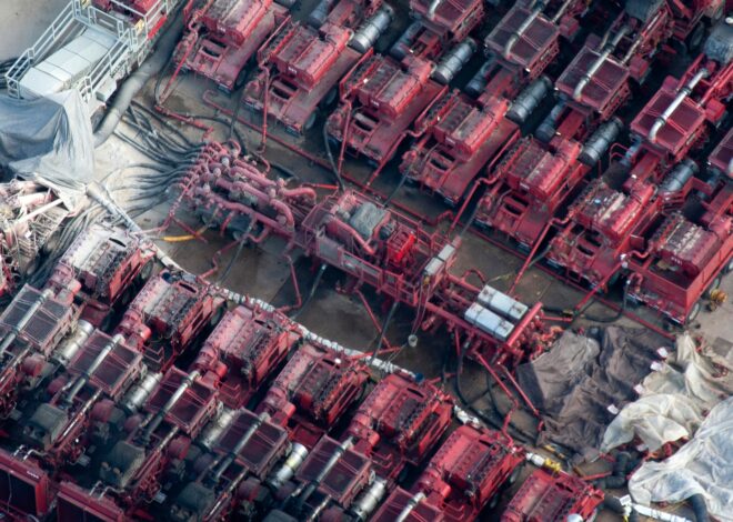 Halliburton Stock: Cost Cutting Will Only Go So Far (NYSE:HAL)