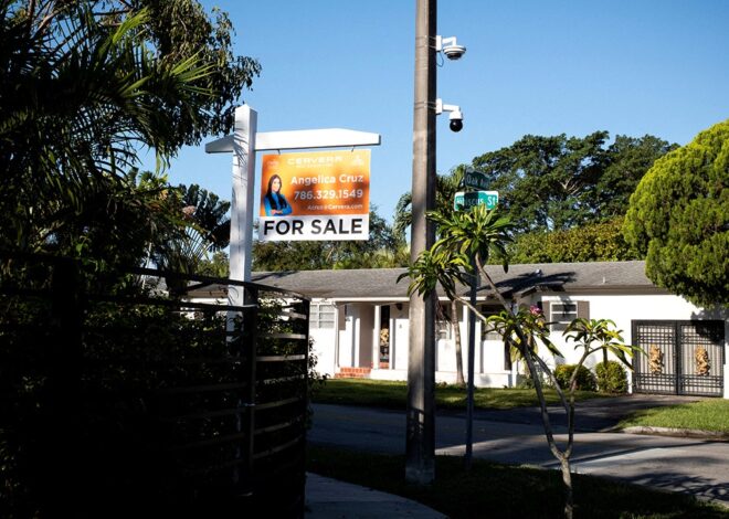 Fed cuts rates but expert says timing mortgage moves is impossible