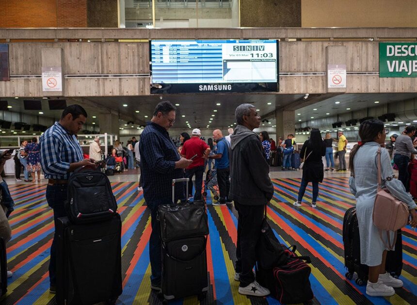 International airlines cancel Venezuela flights after FAA safety warning