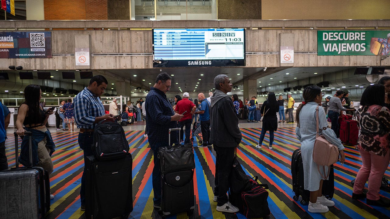 International airlines cancel Venezuela flights after FAA safety warning