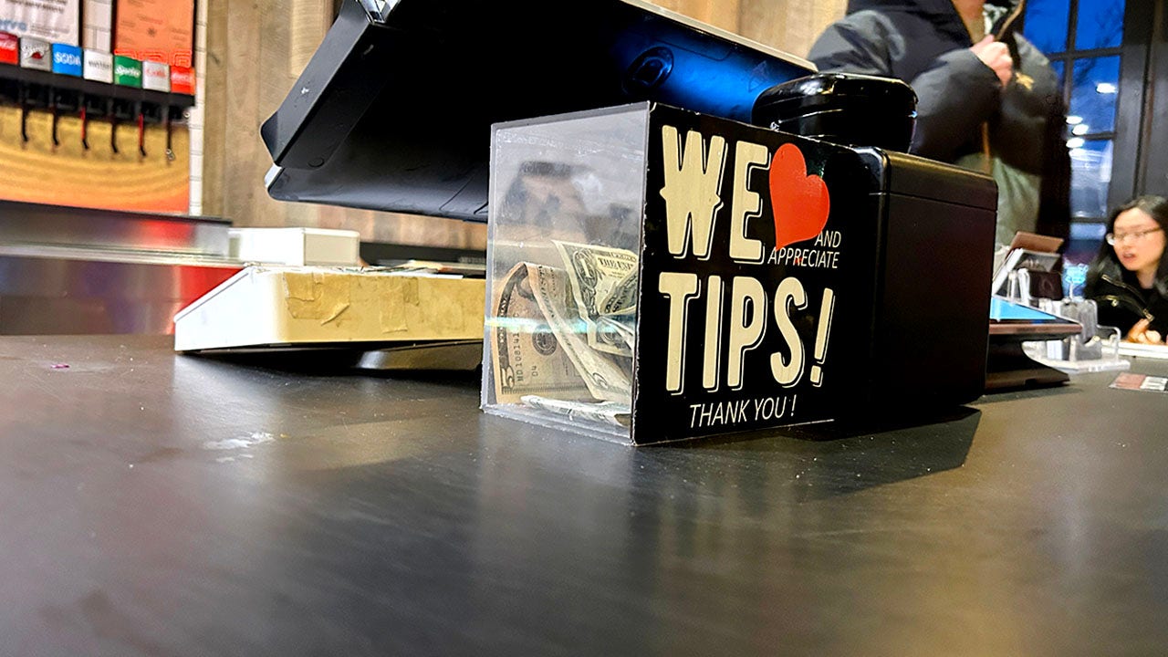 IRS releases new guidance for ‘no tax on tips’ and overtime deductions